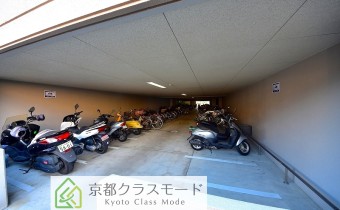 バイク置場