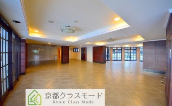 ホール