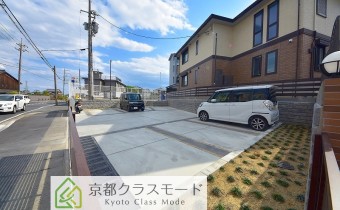 敷地内ガレージ