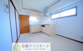 水廻りは綺麗にリフォームされています♪