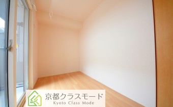 Room 4