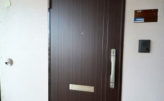 玄関ドア