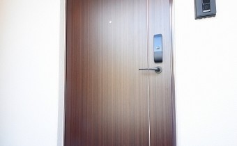 玄関ドア