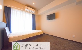 Room 7.5