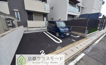 敷地内ガレージ