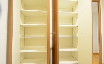 ※写真は同マンション内の1ＬＤＫタイプのものです。