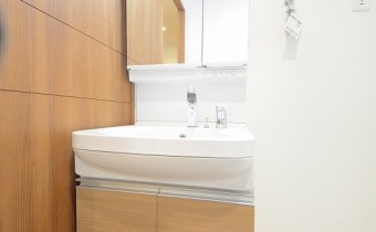 ※写真は同マンション内の1ＬＤＫタイプのものです。