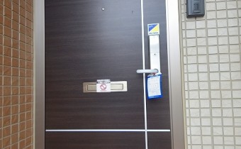 玄関ドア
