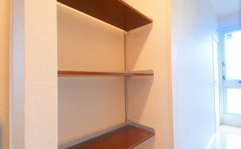 廊下の収納①