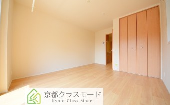 お隣のない「独立部屋」です♪「築浅」で綺麗！