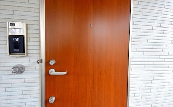 玄関ドア