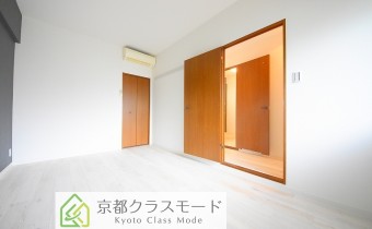 Room 7