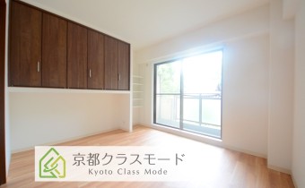 Room6