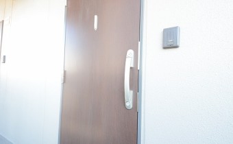 玄関ドア