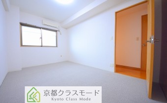 Room 7