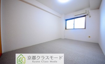 Room 7
