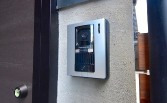 インターホン