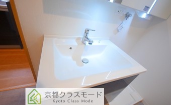 独立洗面台