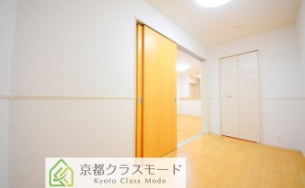 Room4