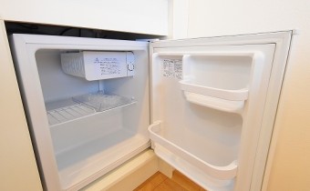 ミニ冷蔵庫付き