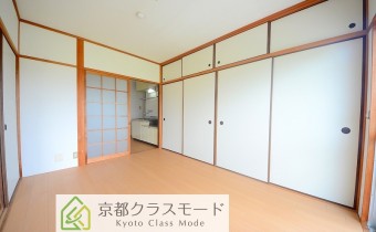 Room6