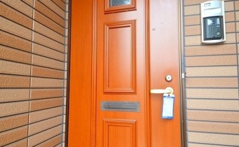 玄関ドア