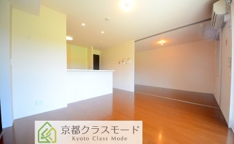 「専用庭付防犯配慮型」マンション！築浅3LDK♪※同ハイツ別タイプの写真です