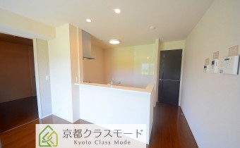 カウンターキッチン※同ハイツ別タイプの写真です