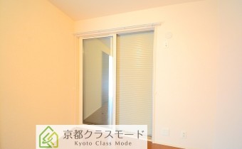 シャッター雨戸※同ハイツ別タイプの写真です