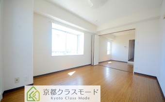 Room12