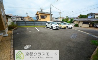 敷地内ガレージ