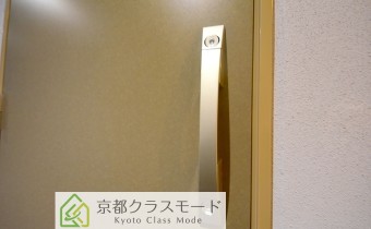 ダブルロックドア