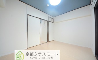 Room6
