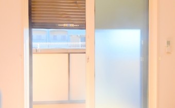 シャッター雨戸付き