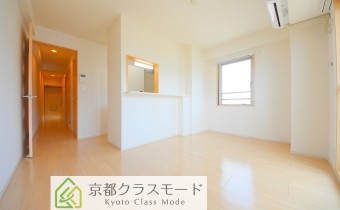 広々とした室内空間♪人気のカウンターキッチンタイプです。