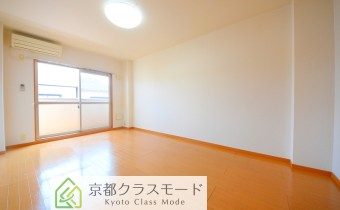 Room8.9