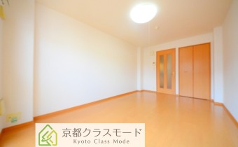 Room8.9