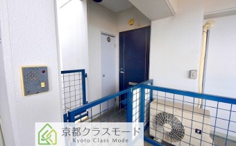 玄関ポーチ