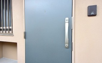 玄関扉