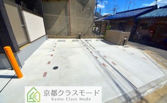 敷地内ガレージ