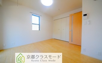 Room7