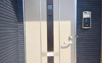 玄関ドア