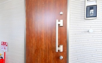 玄関ドア