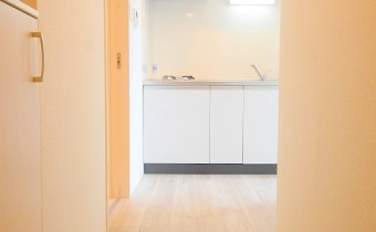 ※室内写真は405号室のものです。