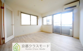 ※室内写真は405号室のものです。