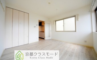 ※室内写真は405号室のものです。