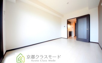 Room 8