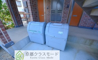 敷地内ゴミ置場