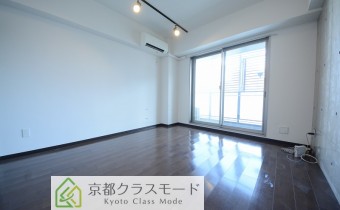 Room7.8