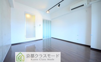 Room7.8